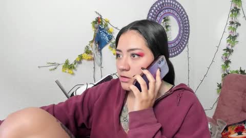 Snapshot of hanna_moore1 chatting on December 2024 06:52:02 PM Camila online show from December 2024 06:52:02 PM