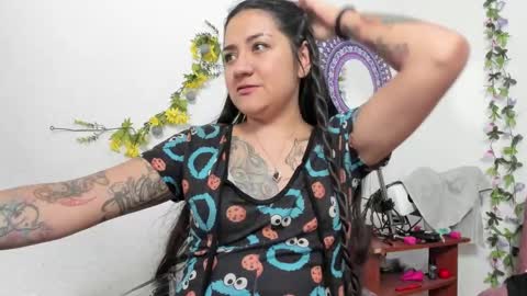 Snapshot of hanna_moore1 chatting on January 2025 08:13:02 PM Camila online show from January 2025 08:13:02 PM