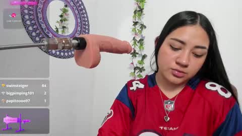 Snapshot of hanna_moore1 chatting on January 2025 08:31:02 PM Camila online show from January 2025 08:31:02 PM