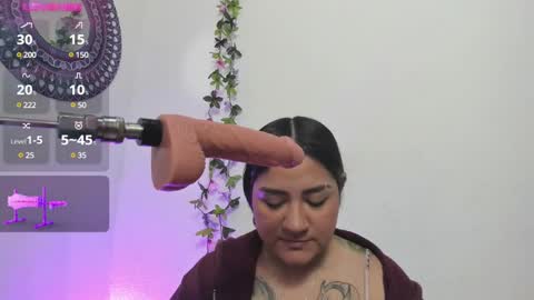 Snapshot of hanna_moore1 chatting on February 2025 10:00:02 PM Camila online show from February 2025 10:00:02 PM