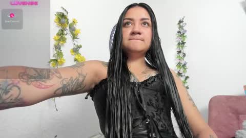 Snapshot of hanna_moore1 chatting on March 2025 07:04:02 PM Camila online show from March 2025 07:04:02 PM