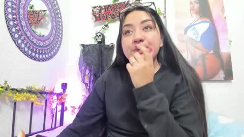 Snapshot of hanna_moore1 chatting on October 2025 07:14:02 PM Camila online show from October 2025 07:14:02 PM