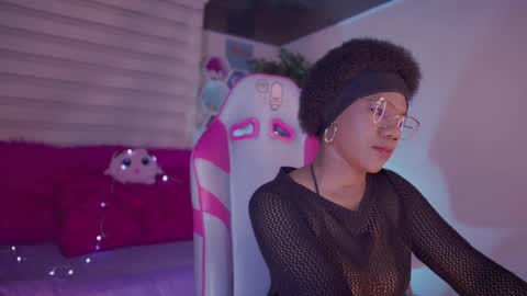 Snapshot of hanna_pierce chatting on October 2025 05:00:01 PM Hanna online show from October 2025 05:00:01 PM