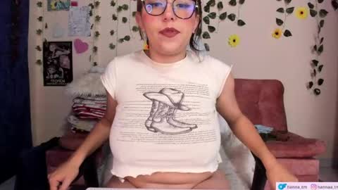 Snapshot of hanna_tm chatting on May 2026 05:03:02 AM Hanna online show from May 2026 05:03:02 AM