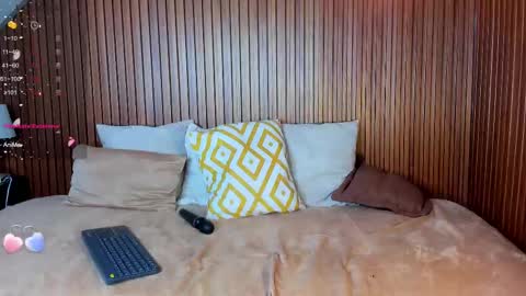 Snapshot of hanna_weist1 chatting on November 2025 03:50:02 AM Akane Tendo online show from November 2025 03:50:02 AM