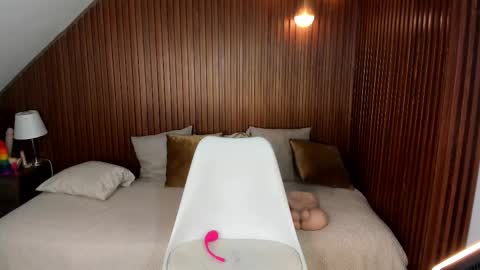 Snapshot of hanna_weist1 chatting on November 2025 05:19:02 AM Akane Tendo online show from November 2025 05:19:02 AM