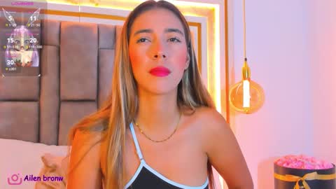 Eliana online show from November 2025 10:21:02 PM