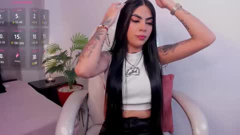 Snapshot of hannacolleman chatting on September 2025 08:31:01 PM Hanna online show from September 2025 08:31:01 PM