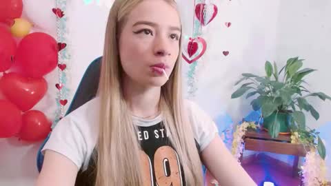 Snapshot of hannah_026 chatting on September 2025 01:14:02 PM Hannah 027 online show from September 2025 01:14:02 PM