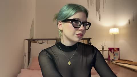 Snapshot of hannah_allin chatting on February 2025 09:41:02 PM Hannah Allin online show from February 2025 09:41:02 PM