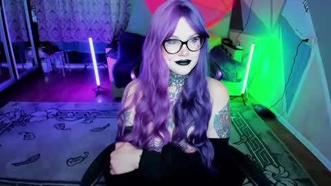 Snapshot of hannah_chaos chatting on February 2025 02:32:02 PM Hannah online show from February 2025 02:32:02 PM