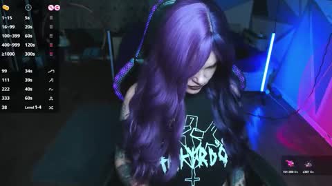 Snapshot of hannah_chaos chatting on October 2025 11:44:02 PM Hannah online show from October 2025 11:44:02 PM