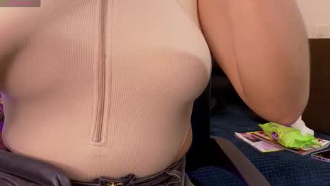 Snapshot of hannah_williams1 chatting on February 2026 03:00:02 AM Hannah Williams online show from February 2026 03:00:02 AM