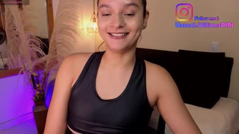 Snapshot of hannah_williams1 chatting on February 2026 11:03:02 PM Hannah Williams online show from February 2026 11:03:02 PM