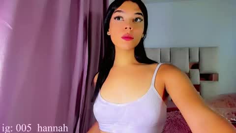 hannahsmit_ online show from September 2025 08:25:02 AM