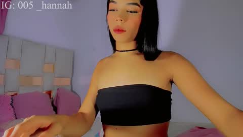 hannahsmit_ online show from November 2025 10:52:02 AM