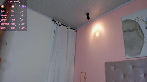 hannamartinn_ online show from May 2026 03:39:02 PM