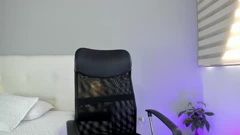 Snapshot of hannamartinnez chatting on February 2025 04:21:02 PM hannamartinnez online show from February 2025 04:21:02 PM