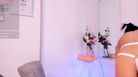 Hanna Os online show from December 2024 06:17:01 PM