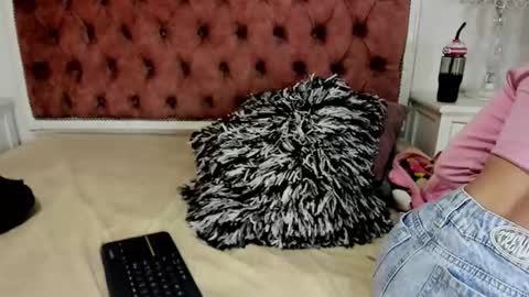 Hanna online show from December 2025 01:17:02 PM