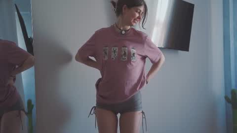 Snapshot of hannasthesia chatting on June 2026 03:55:01 AM Hanna online show from June 2026 03:55:01 AM