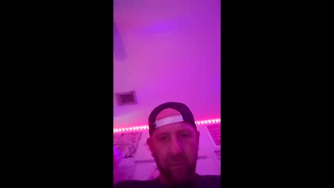 hannersjames48 online show from May 2026 02:30:01 AM