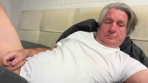 Snapshot of hans66760 chatting on December 2024 07:18:02 PM hans66760 online show from December 2024 07:18:02 PM