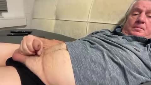 Snapshot of hans66760 chatting on December 2024 07:21:01 PM hans66760 online show from December 2024 07:21:01 PM