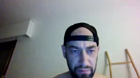 Snapshot of hansjegezoien chatting on April 2026 07:56:01 PM hansjegezoien online show from April 2026 07:56:01 PM