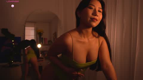 Snapshot of hanymel chatting on January 2025 10:37:02 PM Mizi online show from January 2025 10:37:02 PM