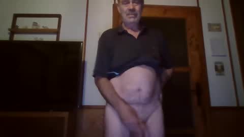 hanzik1954 online show from October 2025 05:45:02 PM