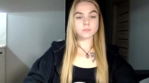 Snapshot of happy_fox_ chatting on December 2024 09:58:02 PM happy_fox_ online show from December 2024 09:58:02 PM