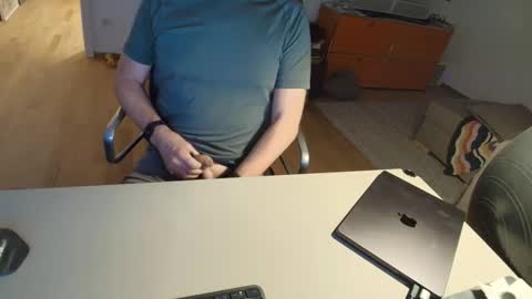 Snapshot of happybugger chatting on April 2026 06:07:01 PM Cum for you online show from April 2026 06:07:01 PM