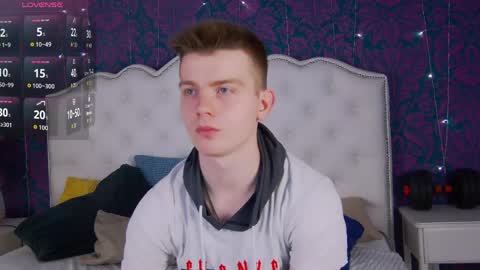 Snapshot of happydeimos chatting on April 2026 09:37:02 PM happydeimos online show from April 2026 09:37:02 PM