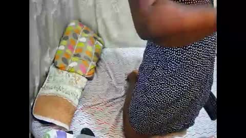 happysonia online show from December 2025 12:14:02 PM