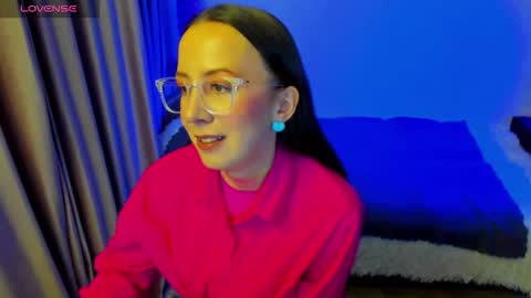 Snapshot of happystephanie chatting on January 2026 06:13:02 PM Stephanie online show from January 2026 06:13:02 PM