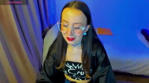 Snapshot of happystephanie chatting on February 2026 07:17:02 PM Stephanie online show from February 2026 07:17:02 PM