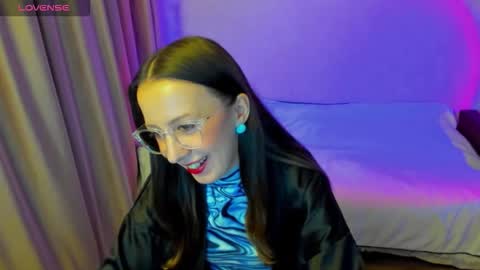 Snapshot of happystephanie chatting on February 2026 05:53:01 PM Stephanie online show from February 2026 05:53:01 PM