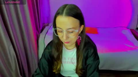 Snapshot of happystephanie chatting on February 2026 07:11:01 PM Stephanie online show from February 2026 07:11:01 PM
