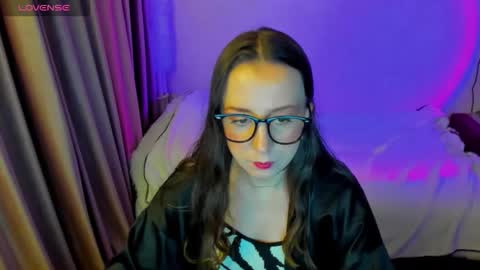 Snapshot of happystephanie chatting on March 2026 07:27:01 PM Stephanie online show from March 2026 07:27:01 PM