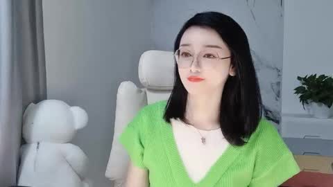 Snapshot of happysweetie168 chatting on March 2025 03:24:01 AM Daisy online show from March 2025 03:24:01 AM