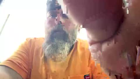 Snapshot of hard4u69091983 chatting on February 2025 09:38:01 PM Hard4u69 online show from February 2025 09:38:01 PM
