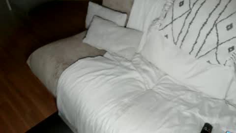 Chris online show from December 2025 12:06:01 AM