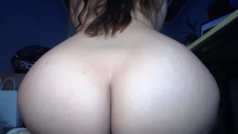 Snapshot of hardfucking_kelly chatting on January 2025 12:57:02 PM jessabelle online show from January 2025 12:57:02 PM