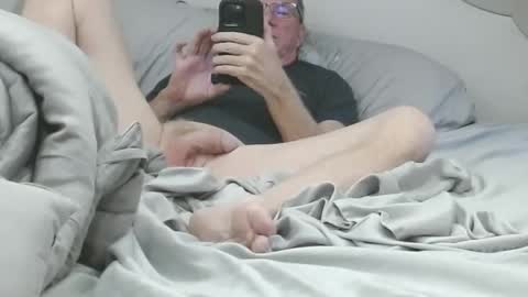 Snapshot of hardlou08 chatting on December 2024 10:59:02 PM sweetassguy online show from December 2024 10:59:02 PM