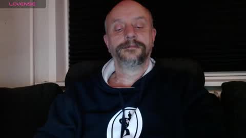 Snapshot of hardmrlazy chatting on December 2024 08:50:01 PM MrLazy online show from December 2024 08:50:01 PM