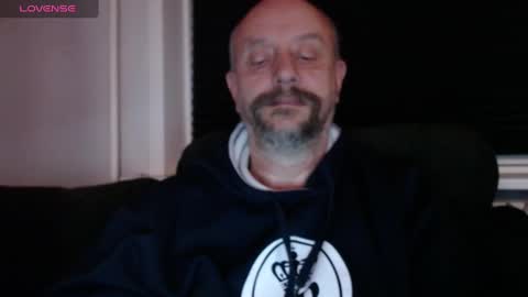 Snapshot of hardmrlazy chatting on December 2024 03:20:02 PM MrLazy online show from December 2024 03:20:02 PM