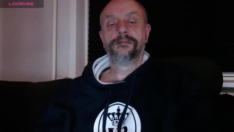 Snapshot of hardmrlazy chatting on December 2024 06:33:01 PM MrLazy online show from December 2024 06:33:01 PM