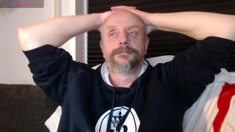 Snapshot of hardmrlazy chatting on December 2024 08:28:02 PM MrLazy online show from December 2024 08:28:02 PM