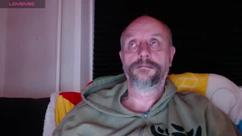 Snapshot of hardmrlazy chatting on December 2024 10:12:02 PM MrLazy online show from December 2024 10:12:02 PM